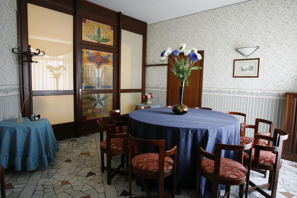 Miralago Albano Laziale Buitenkant foto